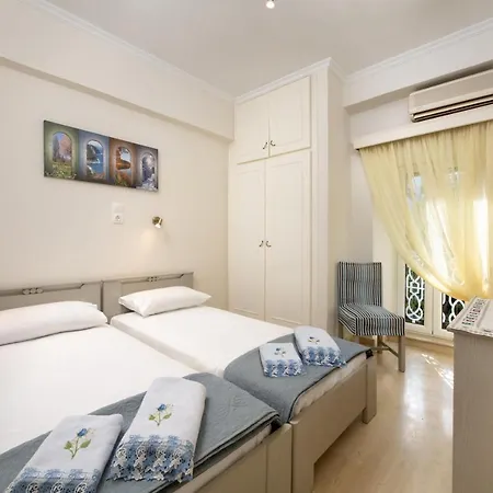 Apartment The Old Mansion Sinarades